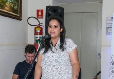 Escritora paraguaçuense lança livro “Poemas e Histórias Rimadas”